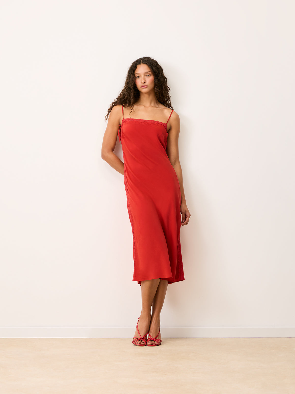 VICKY Dress