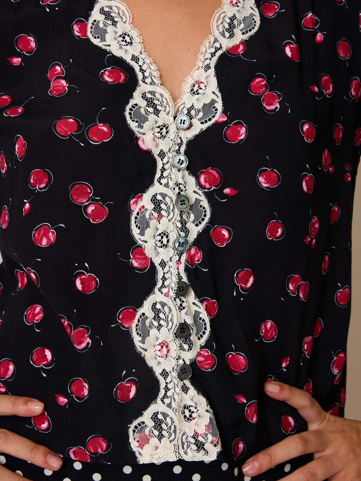ALDA Blouse