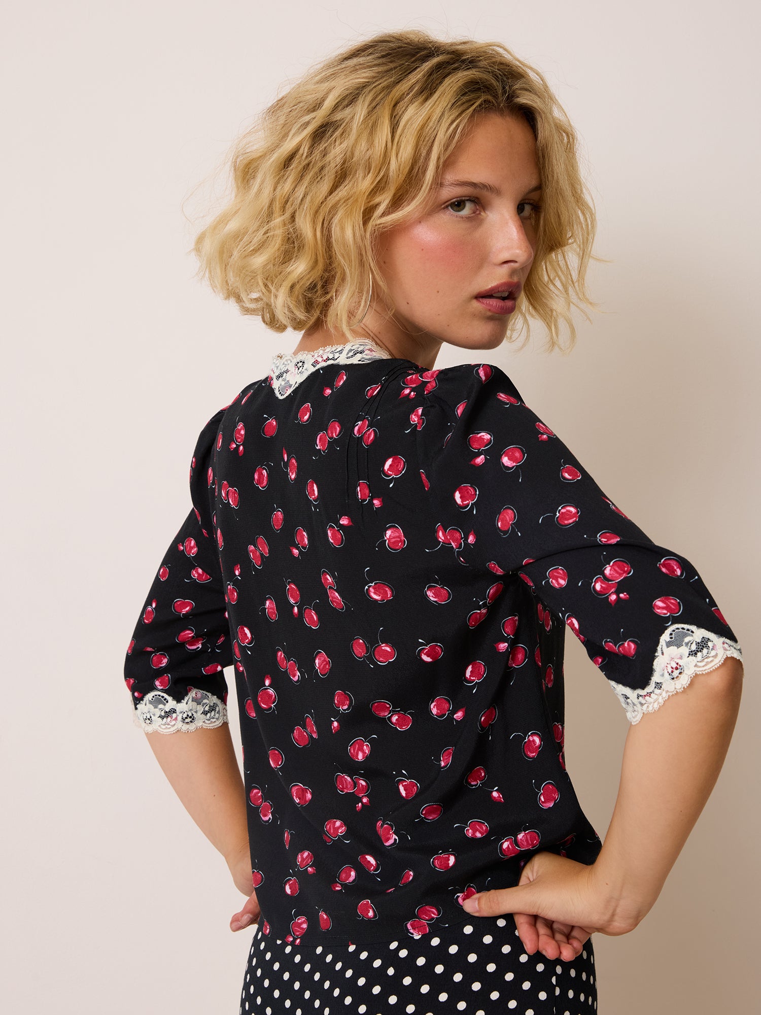 ALDA Blouse