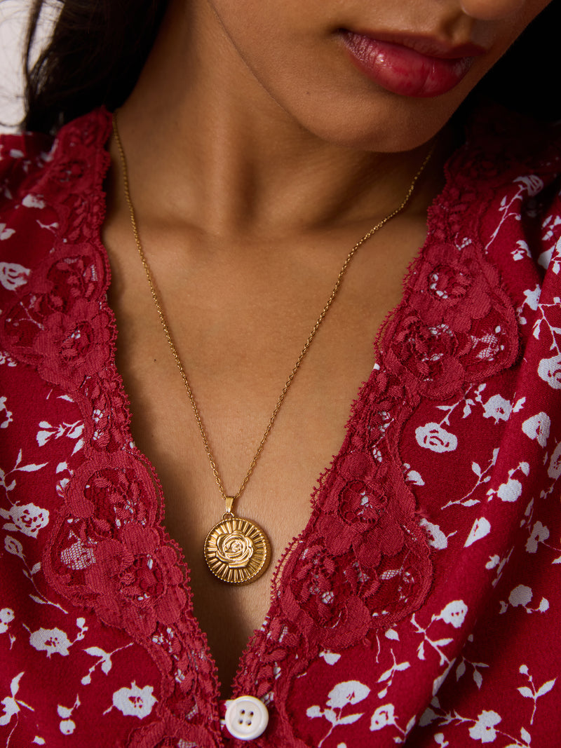 MAMA Necklace