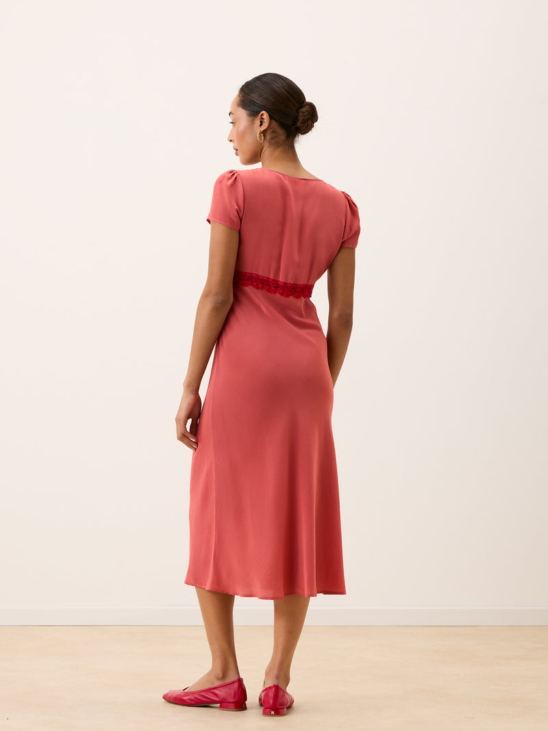 INES pink midi dress, detail of square neckline by Rouje