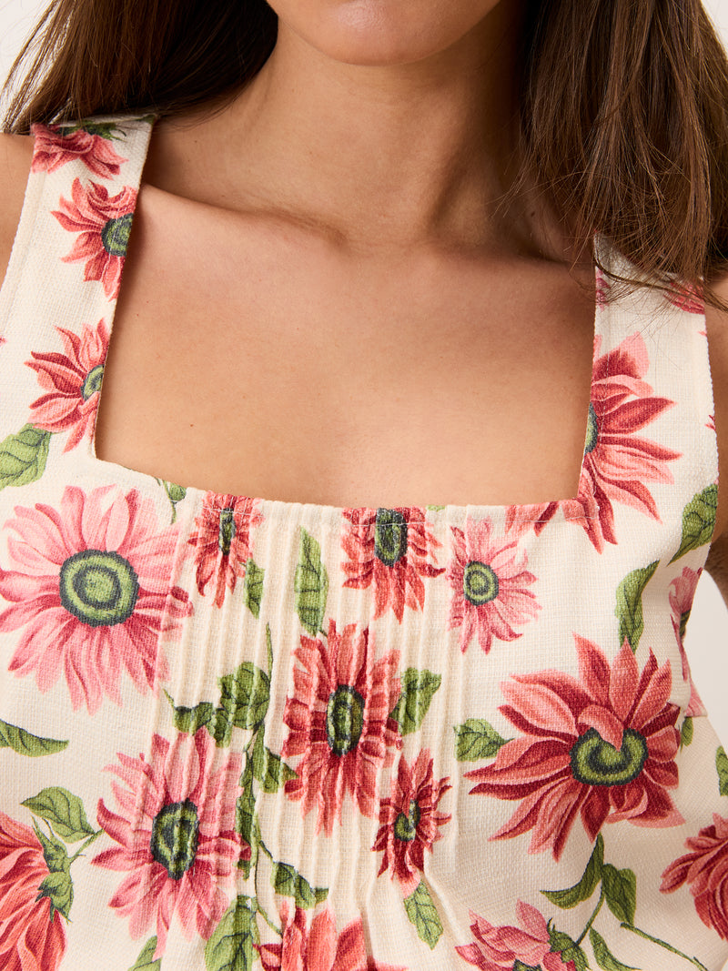 MINA ecru floral crop top, detail of square neckline by Rouje