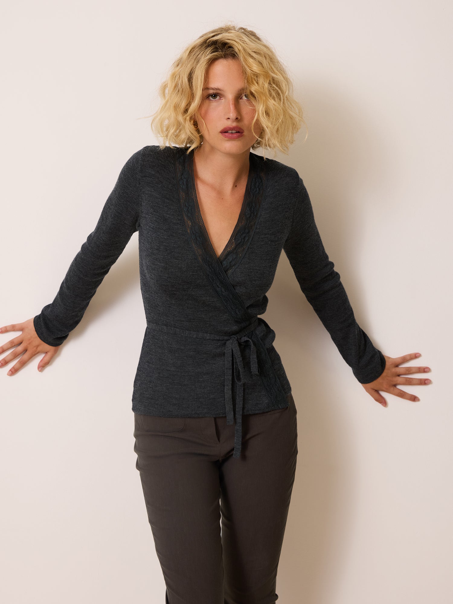 NOE Cardigan